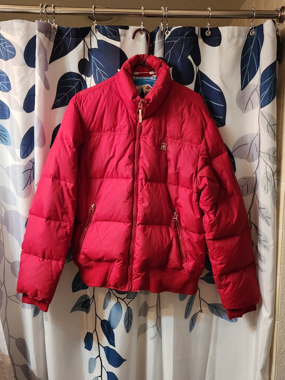 Vintage Y2K Aeropostale Red Down Puffer Jacket Bomber (Mountain Tag) Size Large
